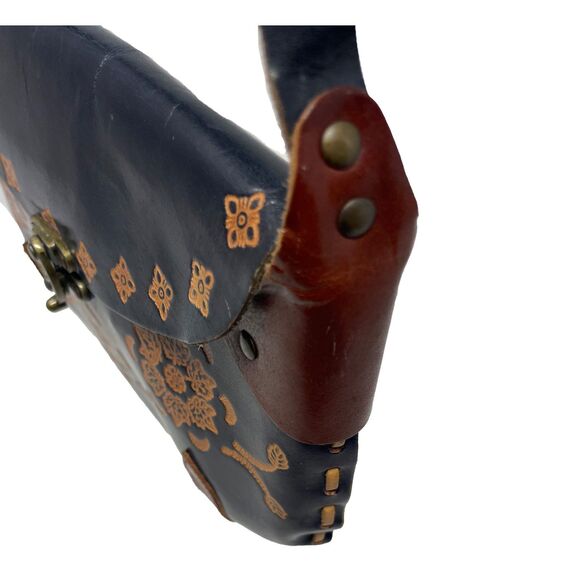 Small Vintage Blue Boho Floral Hand Crafted Tooled Leather Shoulder Bag - Picture 7 of 12